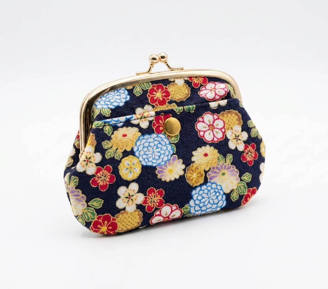 Japanese-style coin purses ("Gama-guchi")